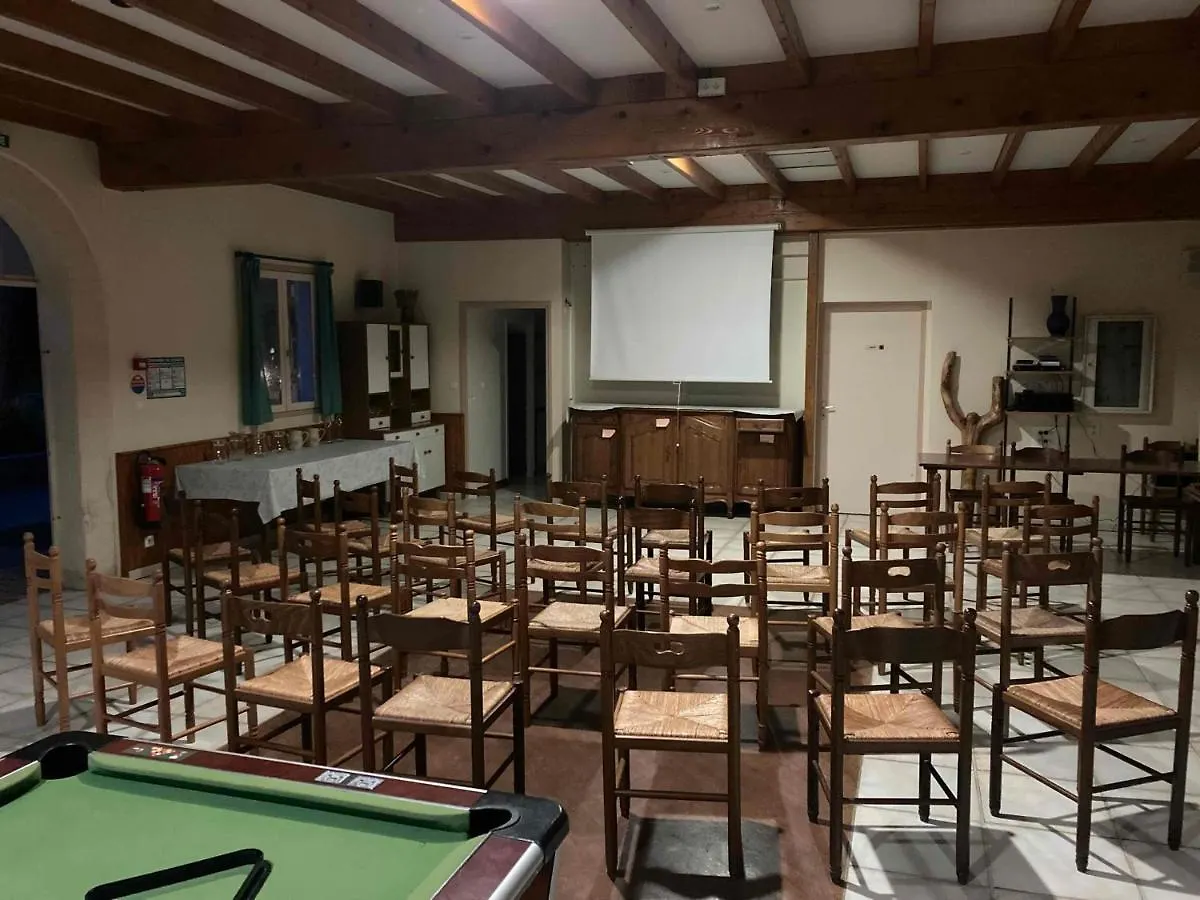 Residence Les Chenes Parisot  프랑스